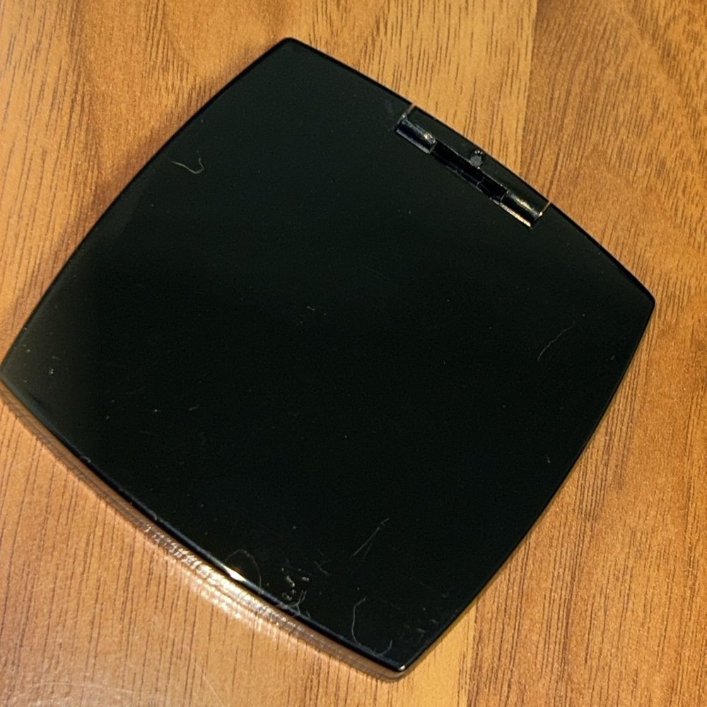 Authentic Chanel Duo Compact Mirror - Picture 7 of 7